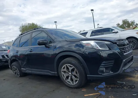 2023 Subaru Forester Premium из США, поврежденный, VIN JF2SKADC1PH509170